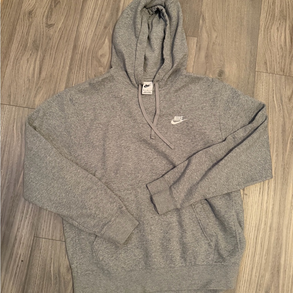 Nike Gray Pullover Hoodie Sweatshirt Size M Classic Swoosh Logo